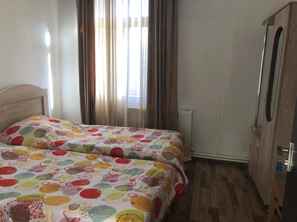 Inga Jafaridze Guesthouse Pele Местия Экстерьер фото